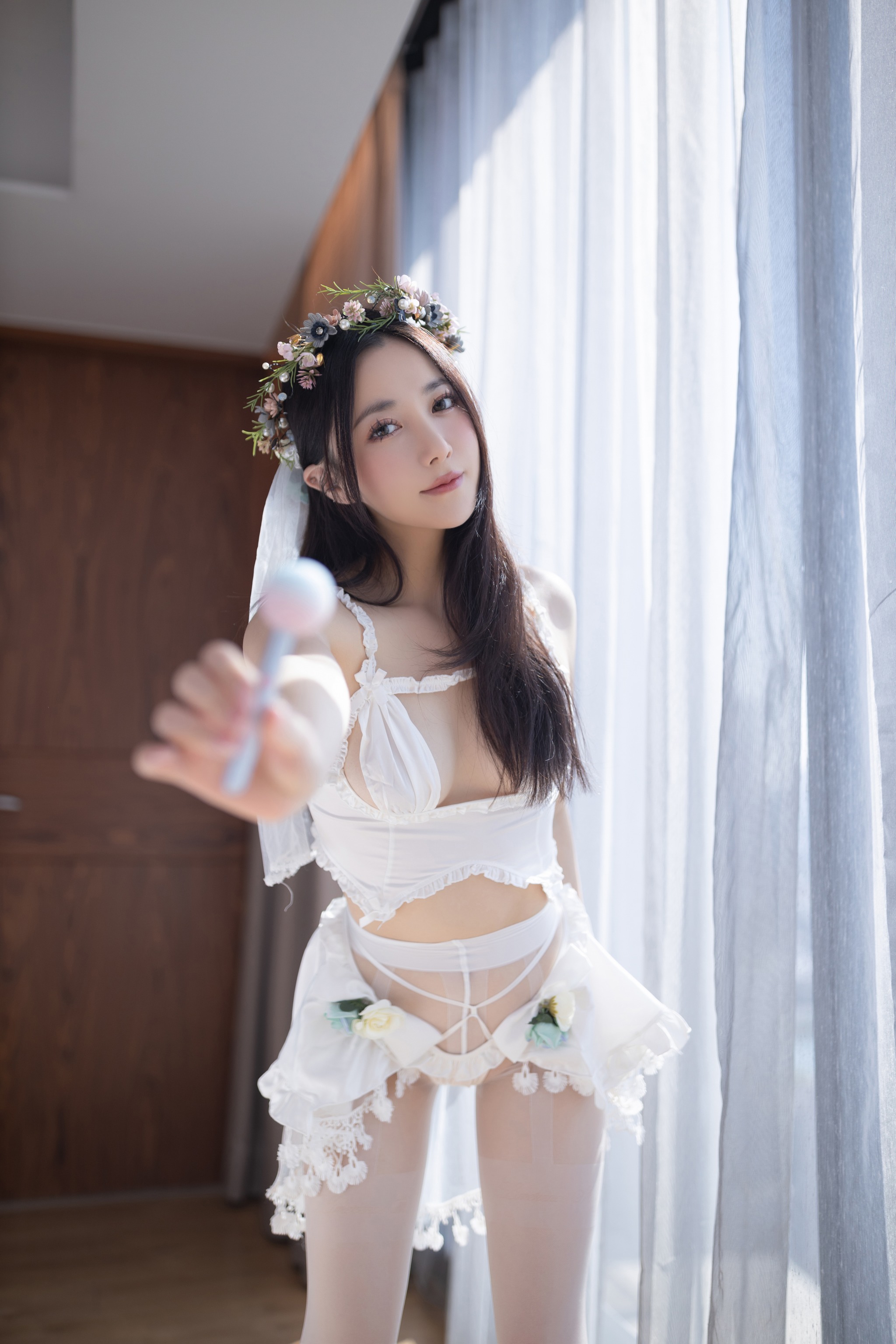 鱼子酱Fish - NO.151 （私拍）《三月在逃公主》[120P]-XikXak